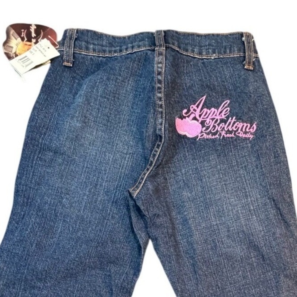 VTG‎ Apple Bottoms RARE Style Pink Embroidery Womens Size 2 Dark Wash Boot NWOT